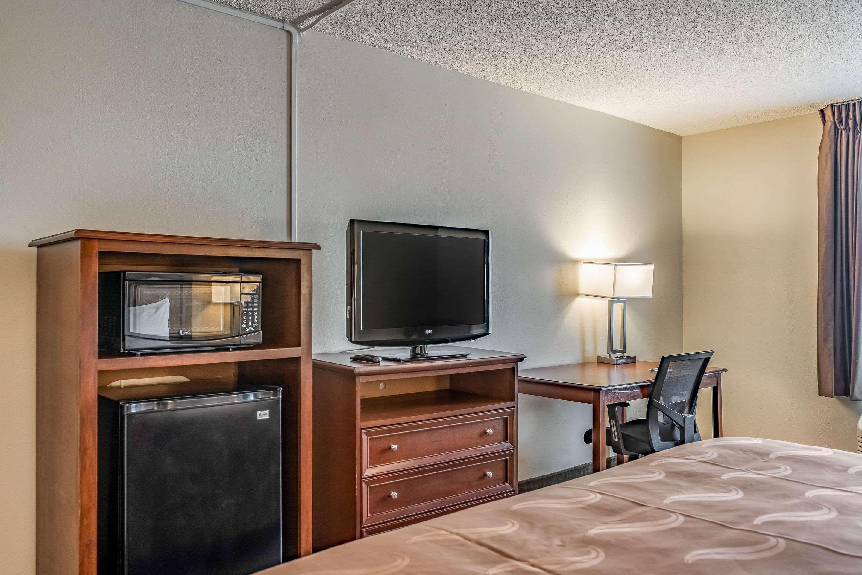 Quality Inn Bucyrus North Exterior foto